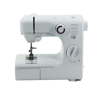Mini 19 Modèles de couture machines à coudre avec des dimensions globales 300 * 134 * 266mm
