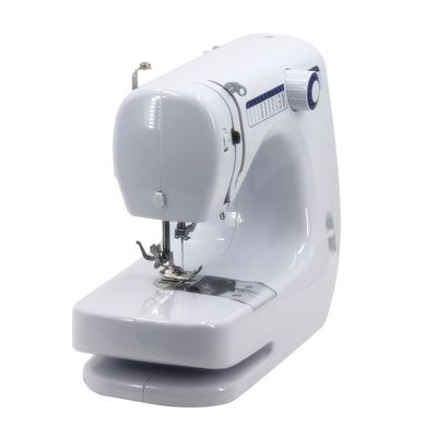 La machine à coudre Singer à couture réglable.