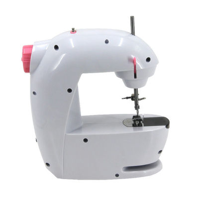 La dernière machine à coudre mini à grande vitesse pour chaussettes portable et alimentée par batterie