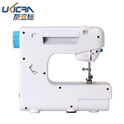 Mini 19 Modèles de couture machines à coudre avec des dimensions globales 300 * 134 * 266mm