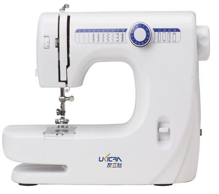 Machine à coudre électrique pour le ménage de 2,9 kg de poids et de conception compacte de 33,5 x 14,5 x 24 cm