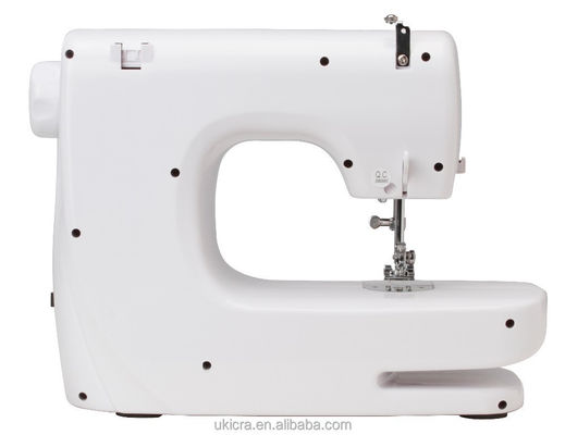 Machine à coudre électrique pour le ménage de 2,9 kg de poids et de conception compacte de 33,5 x 14,5 x 24 cm